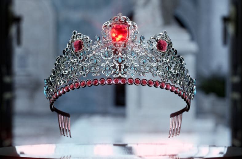 Image of a digital tiara from the recent Dolce & Gabanna NFT collection